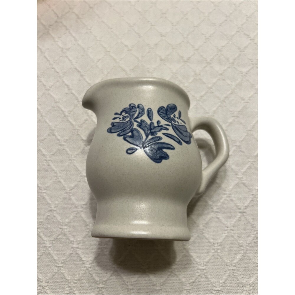 Vintage Pfaltzgraff Yorktowne*Creamer*#24Y*￼USA*EUC!*Stoneware
